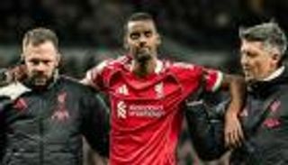 فترة غياب طويلة.. ألكسندر إيزاك &laquo;التاريخي&raquo; يصدم ليفربول