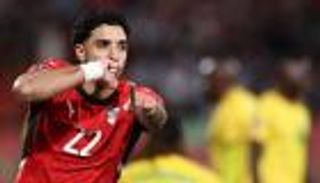 رجل المباراة.. ماذا قدم عمر مرموش ضد زيمبابوي؟