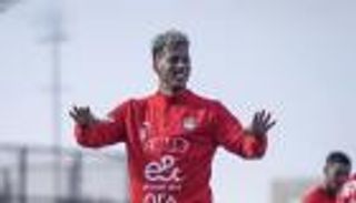 حسام حسن يكشف سبب استبدال إمام عاشور المبكر ضد زيمبابوي