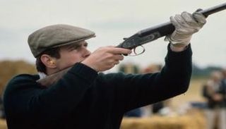 الأمير السابق أندرو يشتهر بعشق للأسلحة