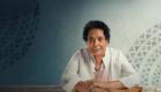 بعد شائعات مرضه.. محمد منير وويجز يشعلان دبي بحفل افتتاح 2026