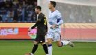 إشادة أم استفزاز؟.. لاعب الزوراء يقارن رونالدو بميسي