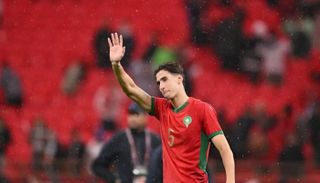 نايف أكرد، مدافع منتخب المغرب