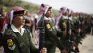 الأردن يستهدف تجار الأسلحة والمخدرات على حدوده مع سوريا