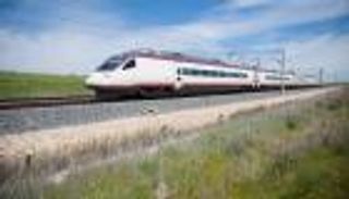 بسرعة 300 كم.. كل ما تريد معرفته عن القطار الكهربائي السريع بين السعودية وقطر