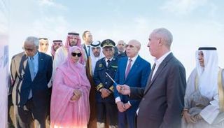 جانب من وضع حجر الأساس 