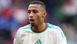 لماذا وجد منتخب الجزائر راحته في المغرب؟.. رفيق بلغالي يجيب