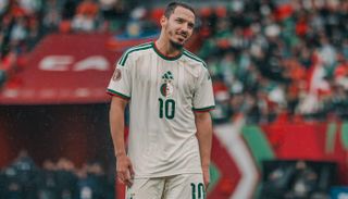 بن ناصر نجم منتخب الجزائر