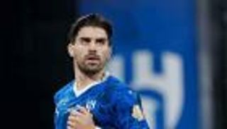 ميركاتو الشتاء.. مانشستر يونايتد يتحرك للتعاقد مع نجم الهلال السعودي