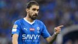 تصريح غامض.. مدرب الهلال يعلق على شائعات رحيل نيفيز