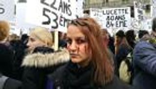 إحصائية فرنسية.. كل 7 ساعات محاولة قتل لامرأة على يد زوجها