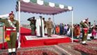 محمد بن زايد يصل إلى باكستان في زيارة رسمية.. استقبال حافل