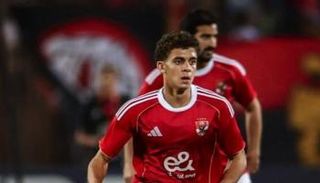 حمزة عبد الكريم لاعب الأهلي مطلوب في برشلونة