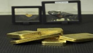 أوقية من الذهب - رويترز