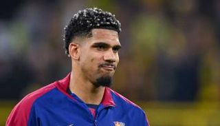 رونالد أراوخو مدافع برشلونة