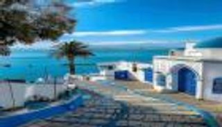 السياحة التونسية تدرّ 2.7 مليار دولار وتكسر حاجز 11 مليون سائح في 2025