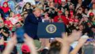 عام على حكم ترامب.. كيف يراه الأمريكيون؟