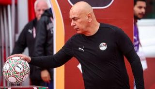 حسام حسن مدرب منتخب مصر