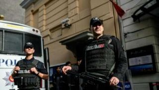 عناصر من الشرطة التركية 