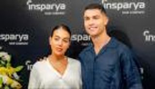 كيف تفاعلت جورجينا بعدما وصفها رونالدو بـ&laquo;زوجتي&raquo;؟ (فيديو)