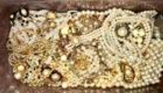 أسعار الذهب في مصر اليوم الإثنين 29 ديسمبر 2025.. هبوط مفاجئ