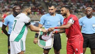 منتخب الجزائر أمام غينيا الاستوائية