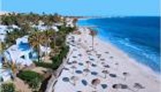 جربة التونسية.. جزيرة الأحلام تحتفل بالعام الجديد وتجذب آلاف السياح