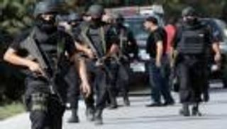 تونس تمدد حالة الطوارئ.. &laquo;درع أمنية&raquo; لسد &laquo;ثقوب الإخوان&raquo;