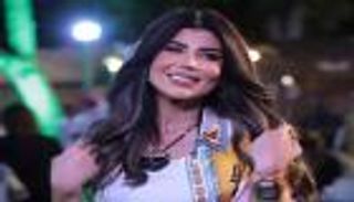 إلهام الفضالة تظهر لأول مرة بعد البراءة.. احتفاء وبكاء