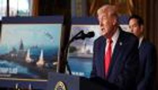 &laquo;بارجة ترامب&raquo; العسكرية تواجه عراقيل.. &laquo;حلم قد لا يرى النور&raquo;