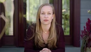 الممثلة الكندية كلير بروسو