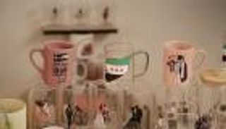 سوريا.. إقامة أول بازار تجاري بصالة فنون تشكيلية بدمشق