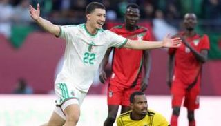 مازا نجم منتخب الجزائر