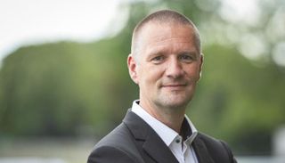 «تعديل الأصفار وإبراز الهوية».. الكشف عن العملة السورية الجديدة