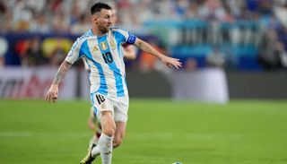 الأرجنتيني ليونيل ميسي