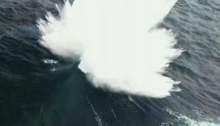 الموجة العملاقة