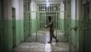 وفاة لؤي طيارة.. سوريا في اختبار «جدية التغيير» وتعهدات بالمحاسبة