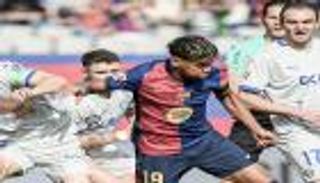 راوغ نصف الفريق.. لامين يامال يتوهج في لقطة مارادونية (فيديو)