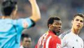 هل تسبب كريستيانو رونالدو في حرمان حكم من إدارة مباريات ريال مدريد؟