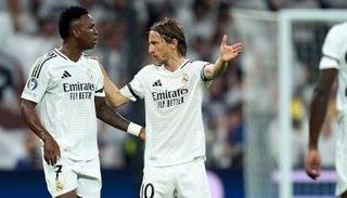 لوكاس مودريتش وفينيسيوس جونيور