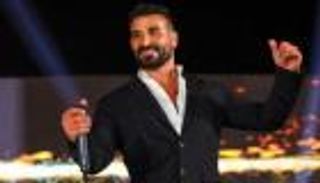 أحمد سعد لـ«العين الإخبارية»: «لم أسرق أغنية عمرو دياب.. وفرحي في مايو»