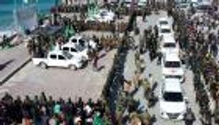 من هم الرهائن الثلاثة الذين ستفرج عنهم حماس و«الجهاد» السبت؟