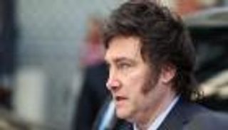 رئيس الأرجنتين يروج لعملة «ليبرا» الرقمية ثم يتراجع.. ما القصة؟