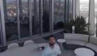 درون غامض يُفسد استرخاء دريك في سيدني... والنجم يرد بسلاح غير متوقع