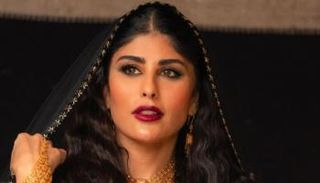 الفنانة العمانية زارا البلوشي