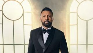 أحمد فهمي يطرح التتر الرسمي لمسلسل في لحظة