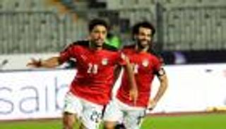 مقارنة صلاح مع مرموش.. غوارديولا يكشف موقفه