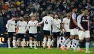 ليس محمد صلاح.. سلوت يدفع لاعب ليفربول نحو الدوري السعودي