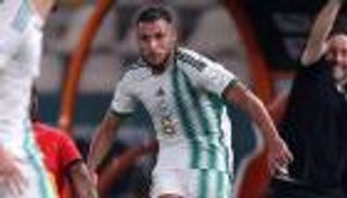 نهاية جيل في منتخب الجزائر.. ما موقف يوسف بلايلي؟