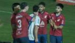 شغب الكرة اللاتينية.. ضربة قاضية على المستطيل الأخضر (فيديو)